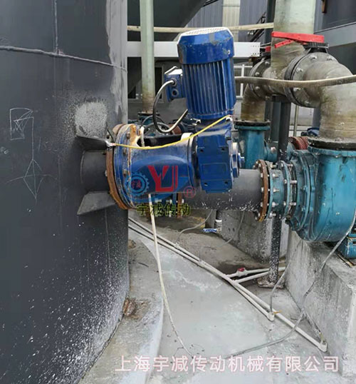 潍坊脱硫塔搅拌器现场指导安装调试